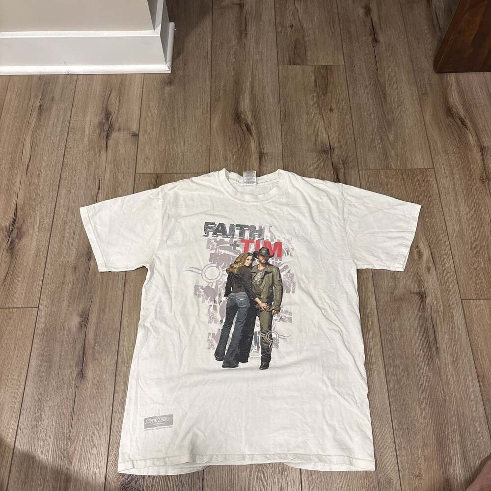 Faith Hill Tim McGraw 2006 White Short Sleeve T-Shirt Adult Size M Soul 2 Soul